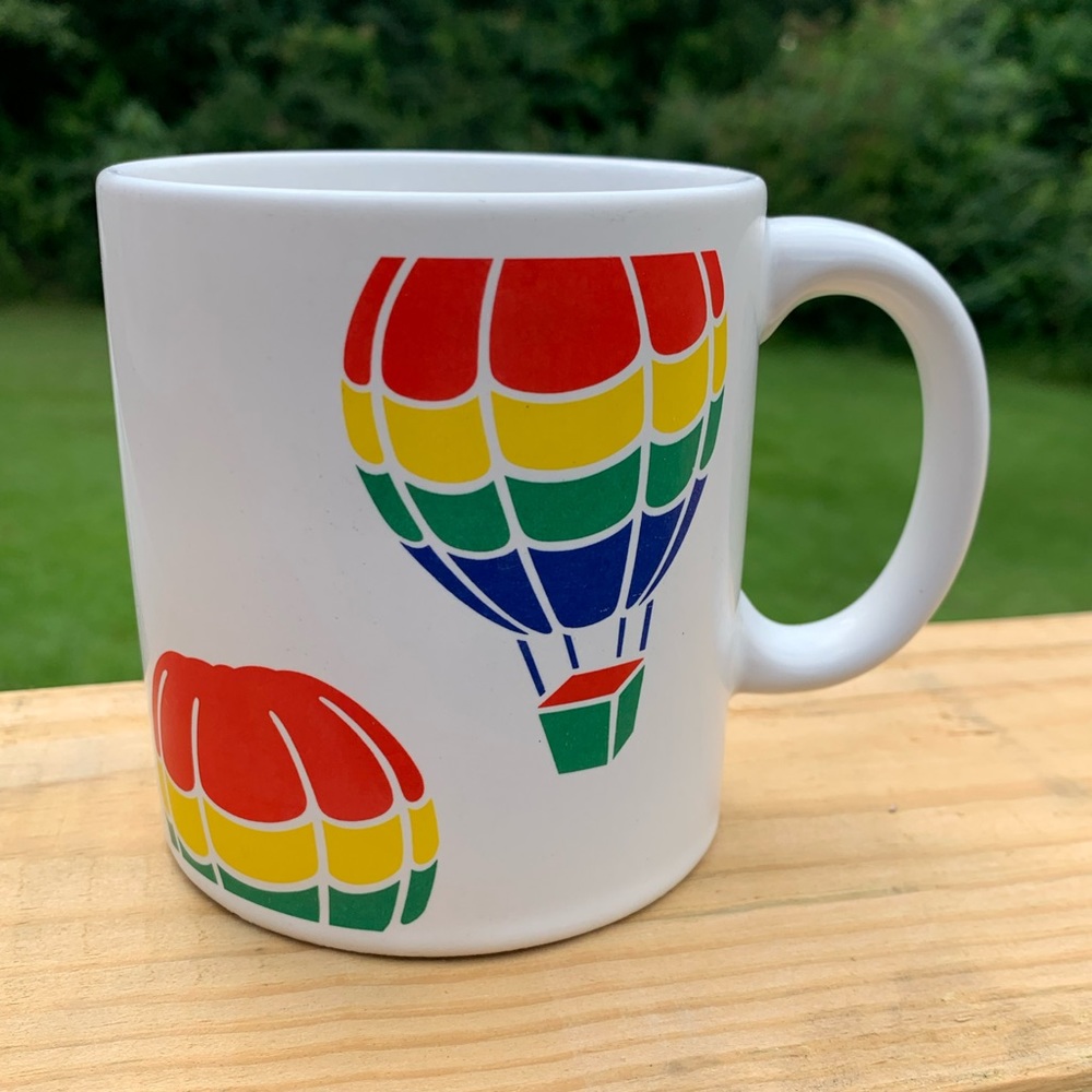 🌈 vintage FTD rainbow hot air balloon mug